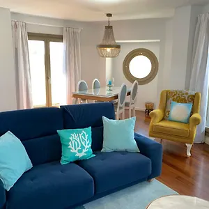 https://luxury-penthouse-en-el-corazon-de-malaga.es-andalucia.com